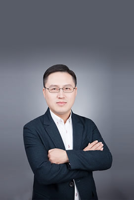 何旭明